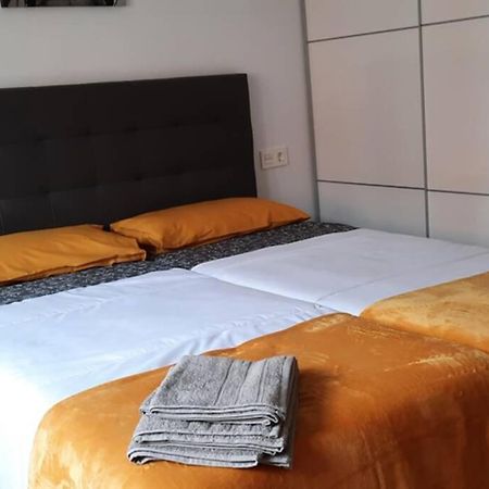 Apartamentos Milan 2 Oviedo Ngoại thất bức ảnh