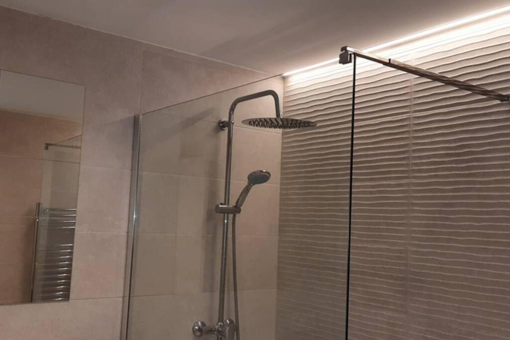 Apartamentos Milan 2 Oviedo Ngoại thất bức ảnh