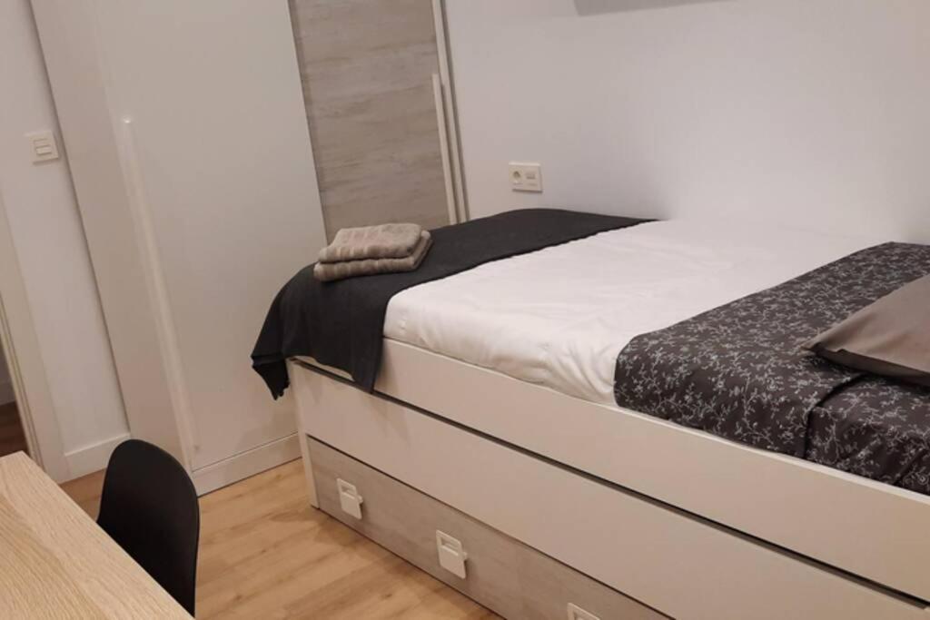 Apartamentos Milan 2 Oviedo Ngoại thất bức ảnh