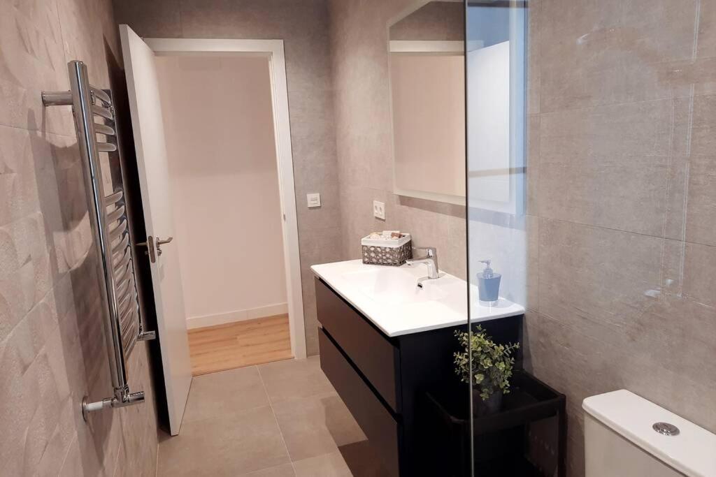 Apartamentos Milan 2 Oviedo Ngoại thất bức ảnh